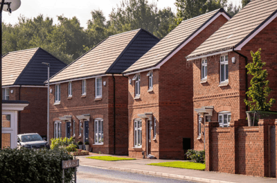 Hollystone Bank - Image 2