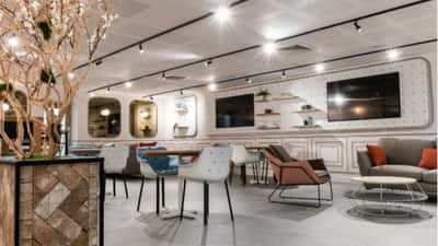 The Astley - Image 3