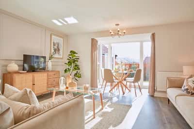 Platinum Place - Image 2