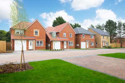 Queens Court - Image 4