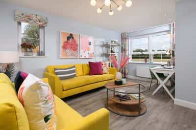 Queens Court - Image 7