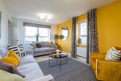 Scarlet View - Image 3