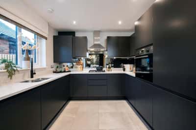 Abbey Heights - Image 8