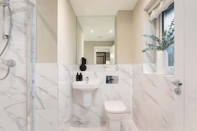 Elizabeth Square - Image 14