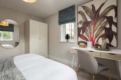 Eve Meadows - Image 14