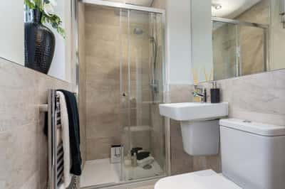 Ferry Village - Image 11