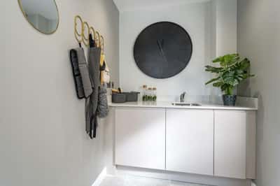 Ferry Village - Image 19