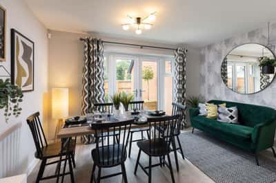 Lucas Green - Image 17