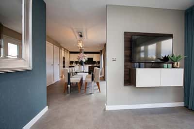 Regency Manor - Image 6