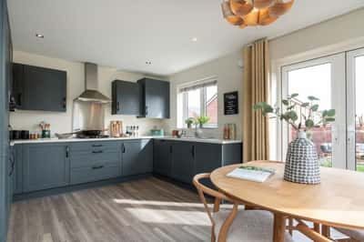 Springstead Village - Image 9