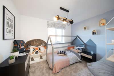 Weaver Green - Image 12