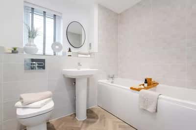 Weavers Fields - Image 14