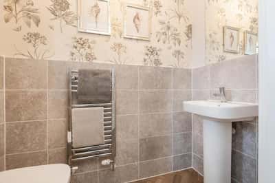 Whitehouse Gardens - Image 15