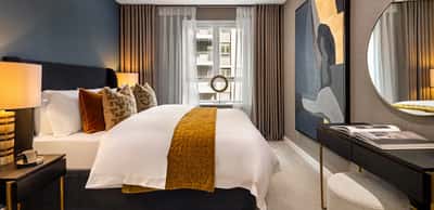 Alexandra Gate - Image 4