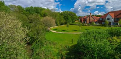 Highwood Village - Image 11