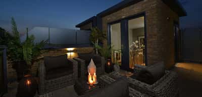 Napier Square - Image 13