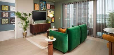 Royal Arsenal Riverside - Image 4