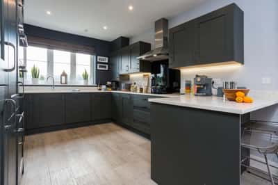 Whitehouse Park - Image 4