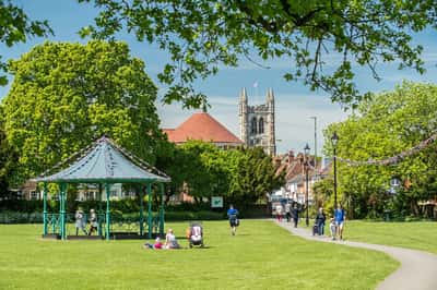 Birchwood, Farnham, Surrey - Image 10