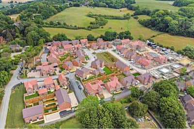 Knights Grove - Image 2