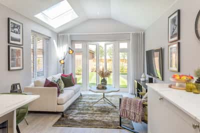 Knights Grove - Image 7