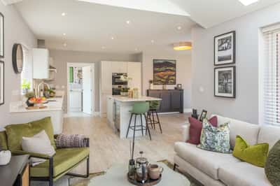 Knights Grove - Image 8