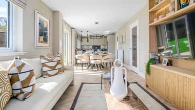 Longbanks Green - Image 2