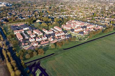 Netherhall Gardens, Cambridge - Image 3