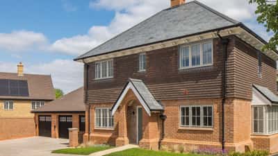 Oakwood Park - Image 5