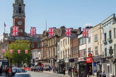 Wivenhoe Gardens - Image 9