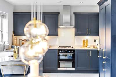 Cathedral View - Image 17