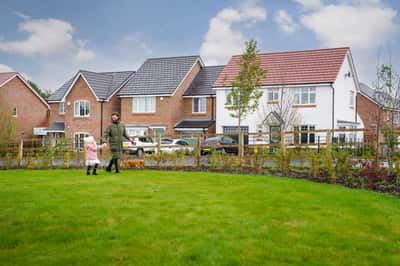 Hall Park - Image 11