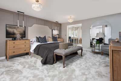 Queen's Manor - Image 4