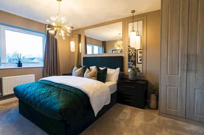 Kingston Fields - Image 5