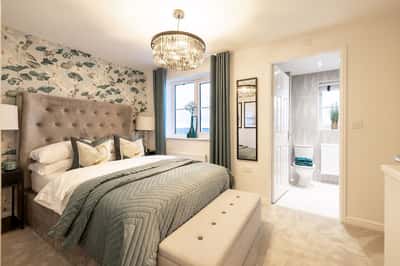 Manor Fields - Image 4