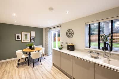 Monarch Green - Image 5