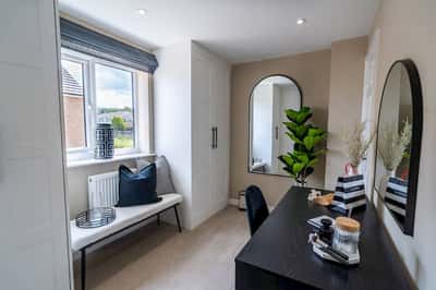 Wood Hall Chase - Image 11