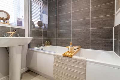 Wood Hall Chase - Image 6