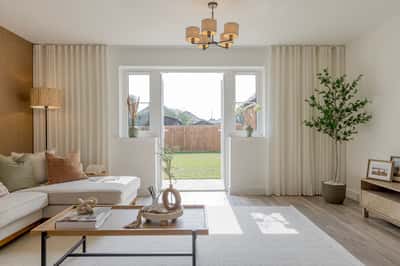 Finches Park - Image 2