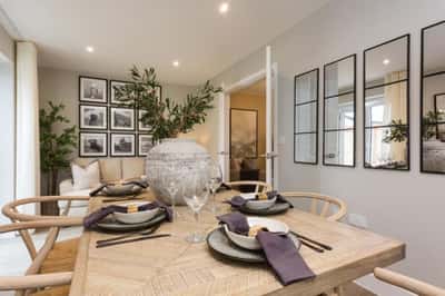 Green Oaks - Image 13