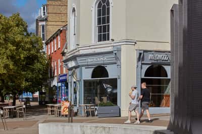 King James' Park - Image 8