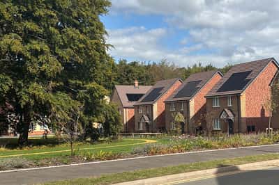 Park Gate - Image 10