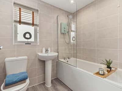 Wellington Gate - Image 1