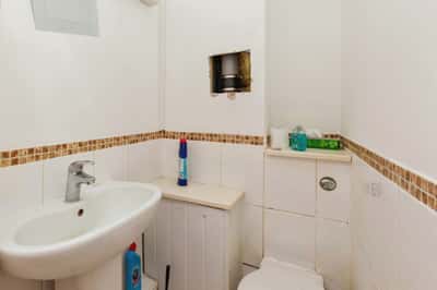 Granville Place, Aylesbury - Image 7