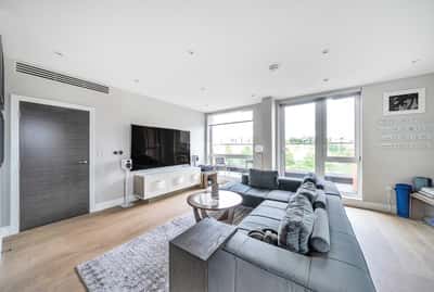 New Burghley House, Mill Hill East - Image 3