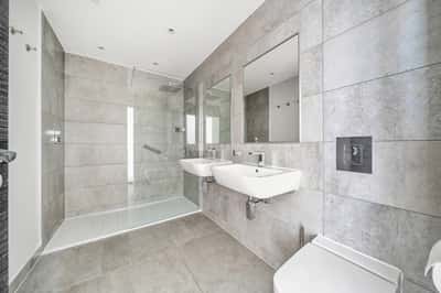 New Burghley House, Mill Hill East - Image 9