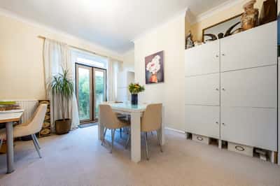 Newark Way, Hendon - Image 2