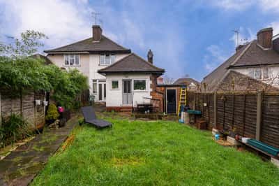 Newark Way, Hendon - Image 11