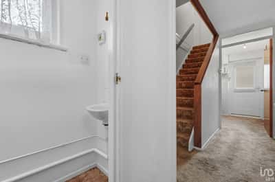 Piercys, Basildon - Image 13