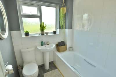 Cockerell Close, Wimborne - Image 10